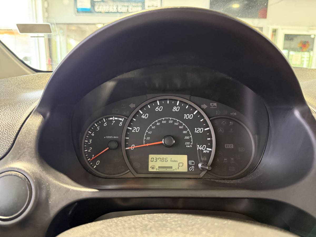 Used 2024 Mitsubishi Mirage ES FWD image 11