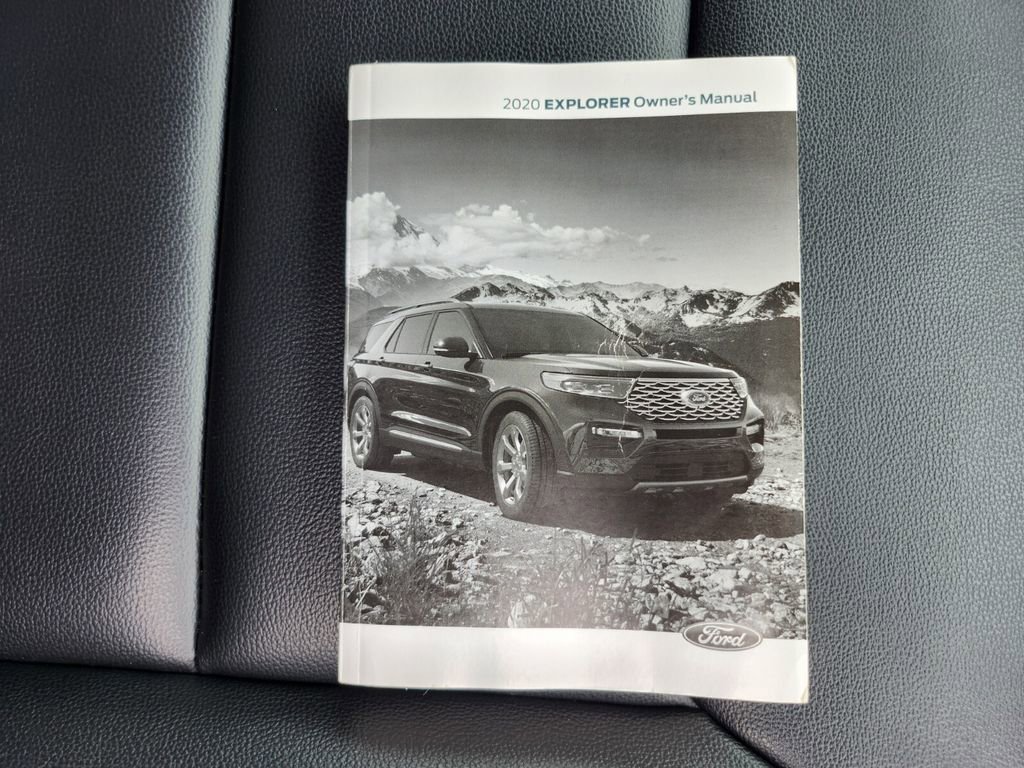 Used 2020 Ford Explorer XLT w/ Equipment Group 202A image 39