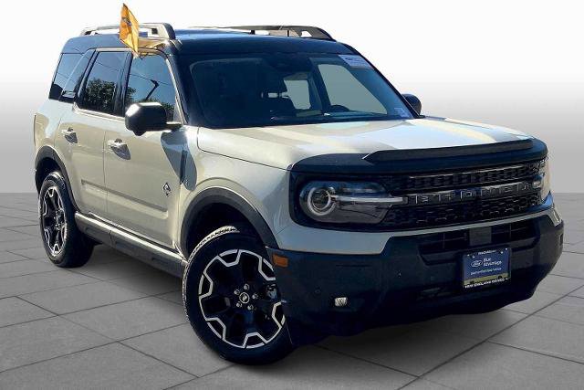 Certified 2025 Ford Bronco Sport Outer Banks w/ Outer Banks Tech Package+ image 2
