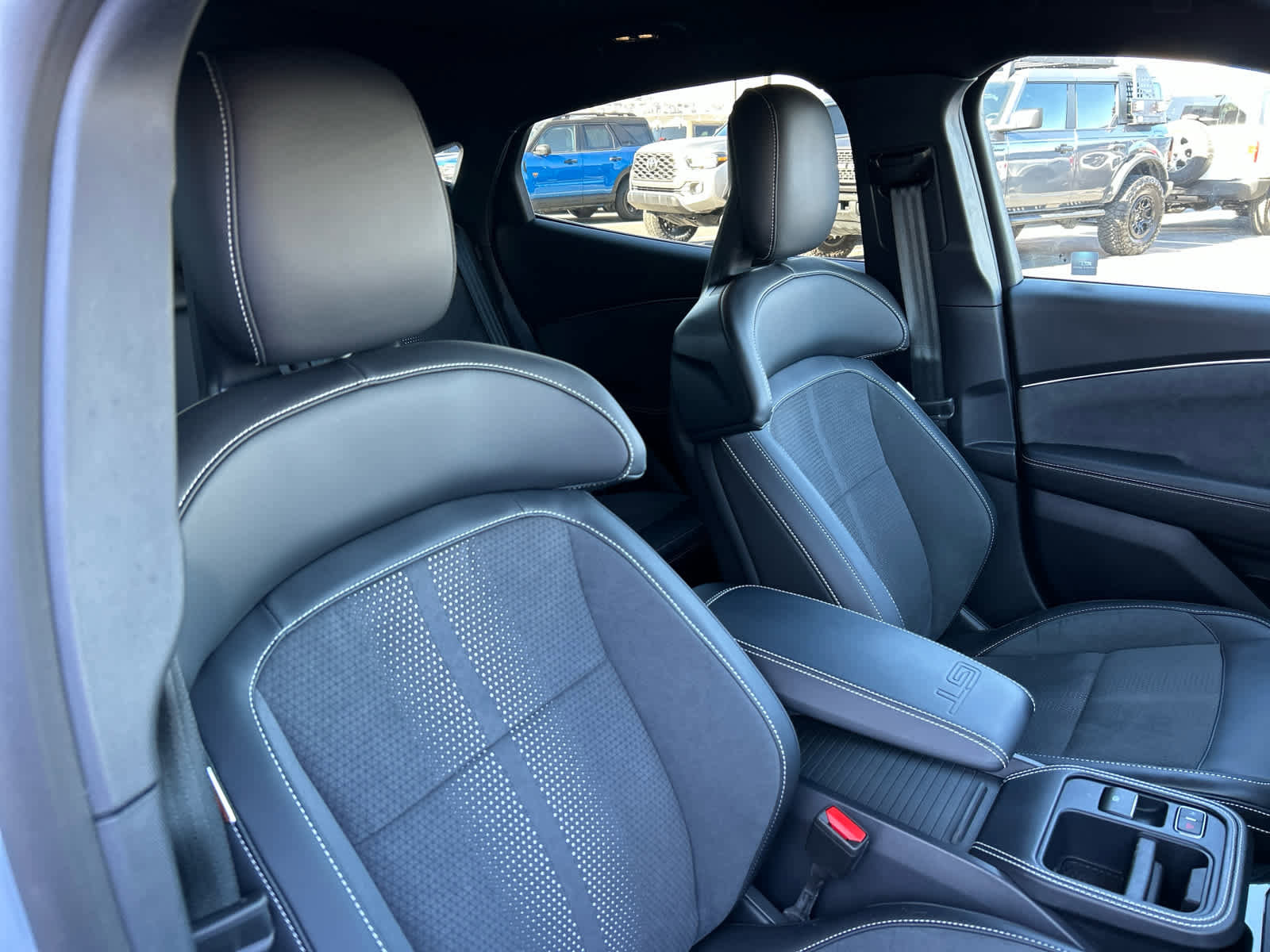 Used 2025 Ford Mustang Mach-E GT image 18