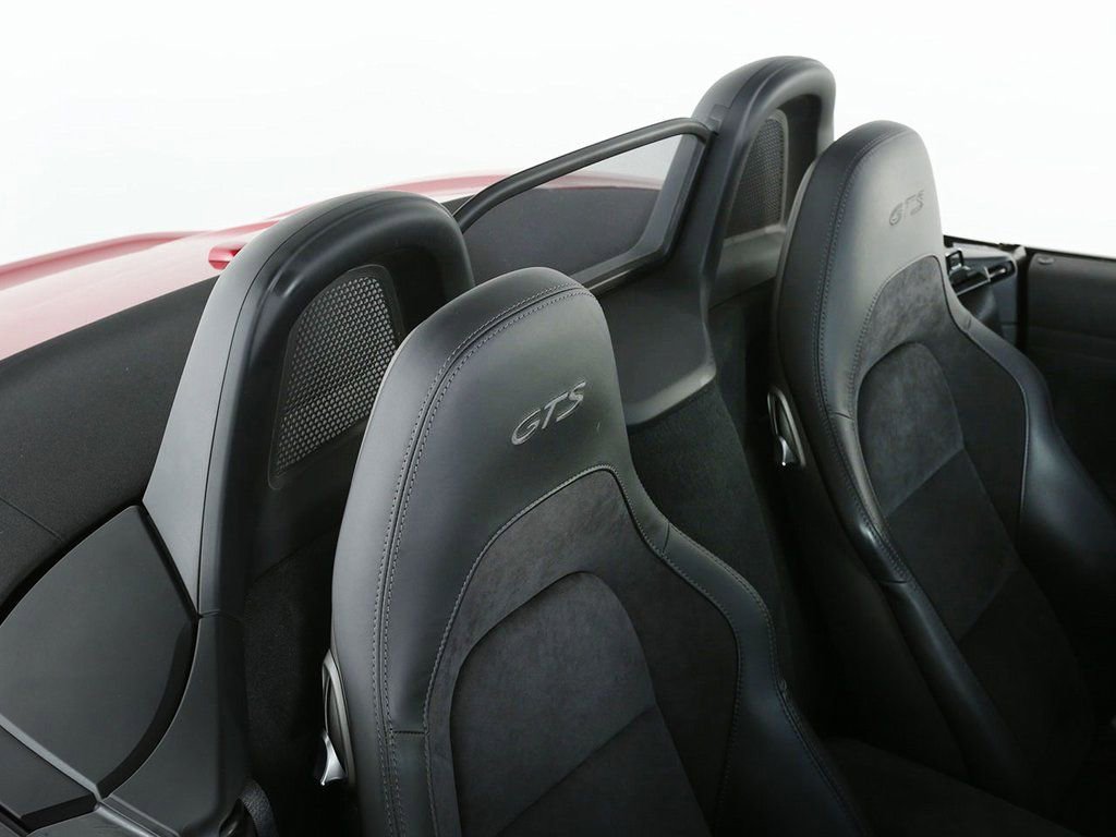 Used 2021 Porsche 718 Boxster GTS image 16