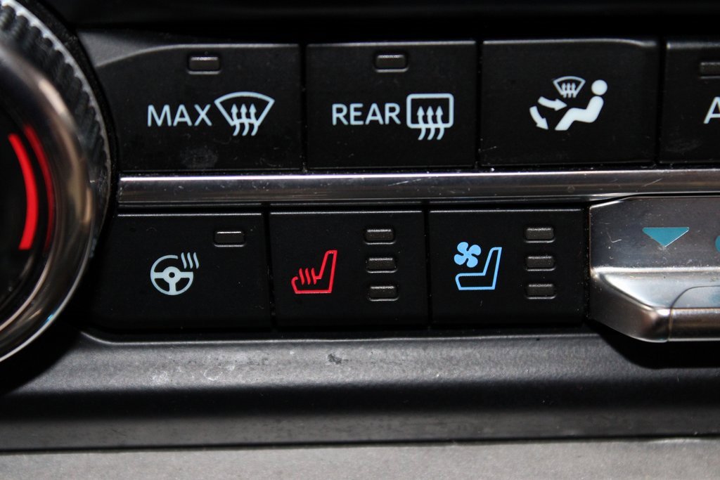 Certified 2023 Ford Expedition Max Limited image 5