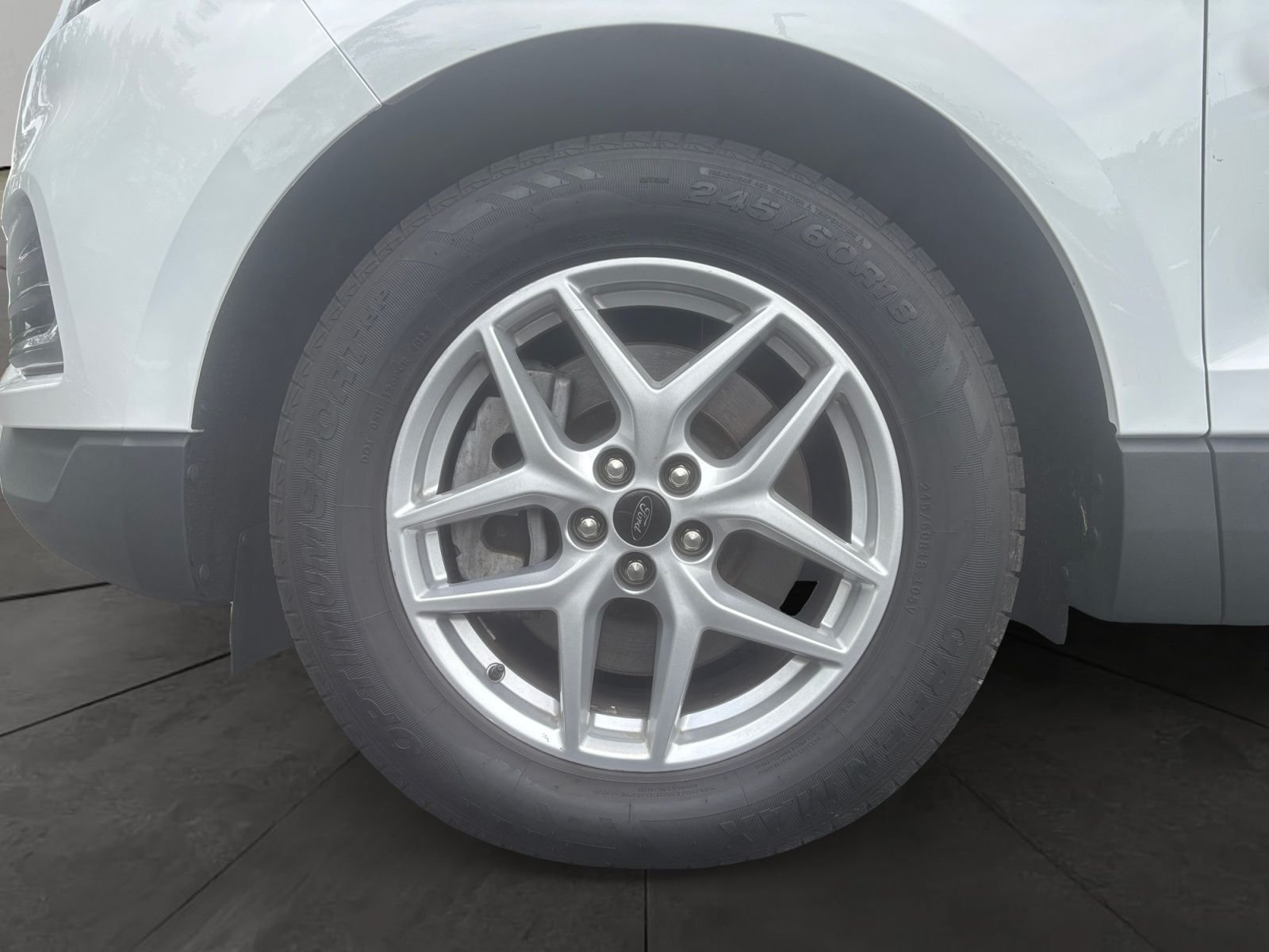 Used 2024 Ford Edge SEL AWD/4WD image 14