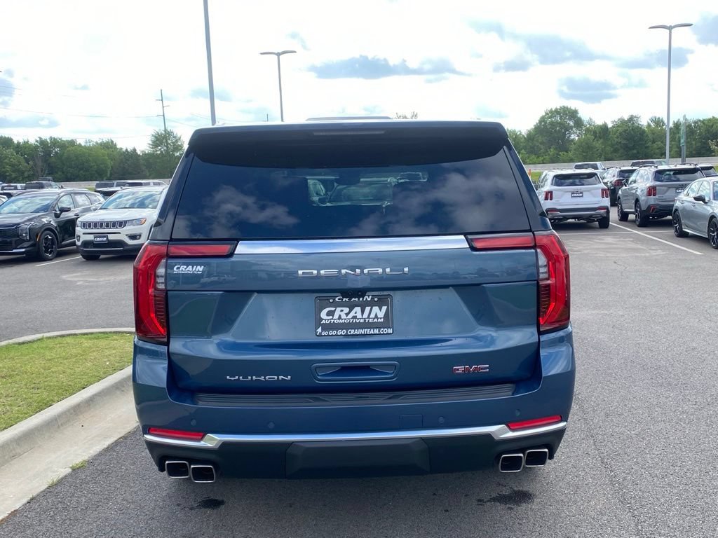 Used 2026 GMC Yukon Denali w/ Denali Reserve Package AWD/4WD image 6