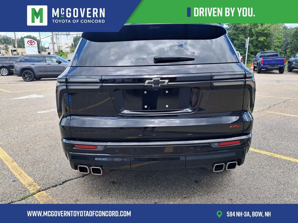 Used 2024 Chevrolet Traverse RS AWD/4WD image 4