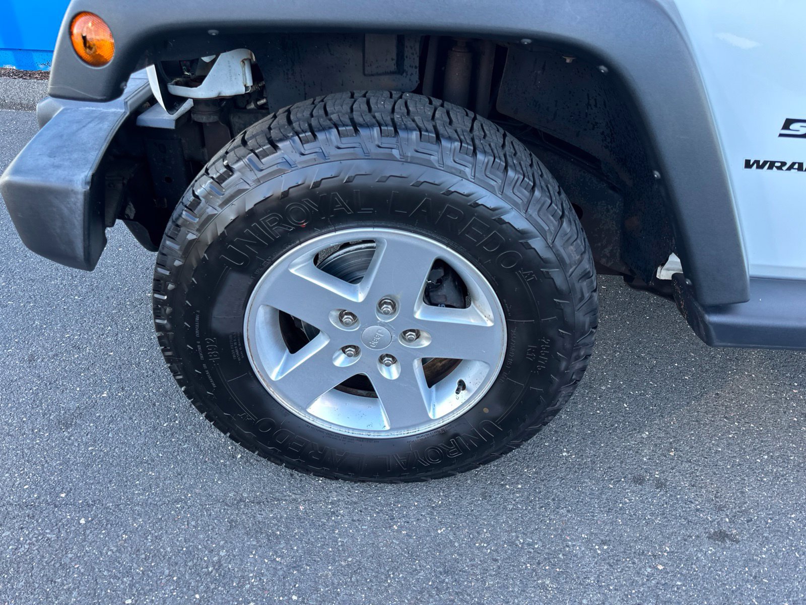 Used 2016 Jeep Wrangler Sport w/ Quick Order Package 24S AWD/4WD image 9