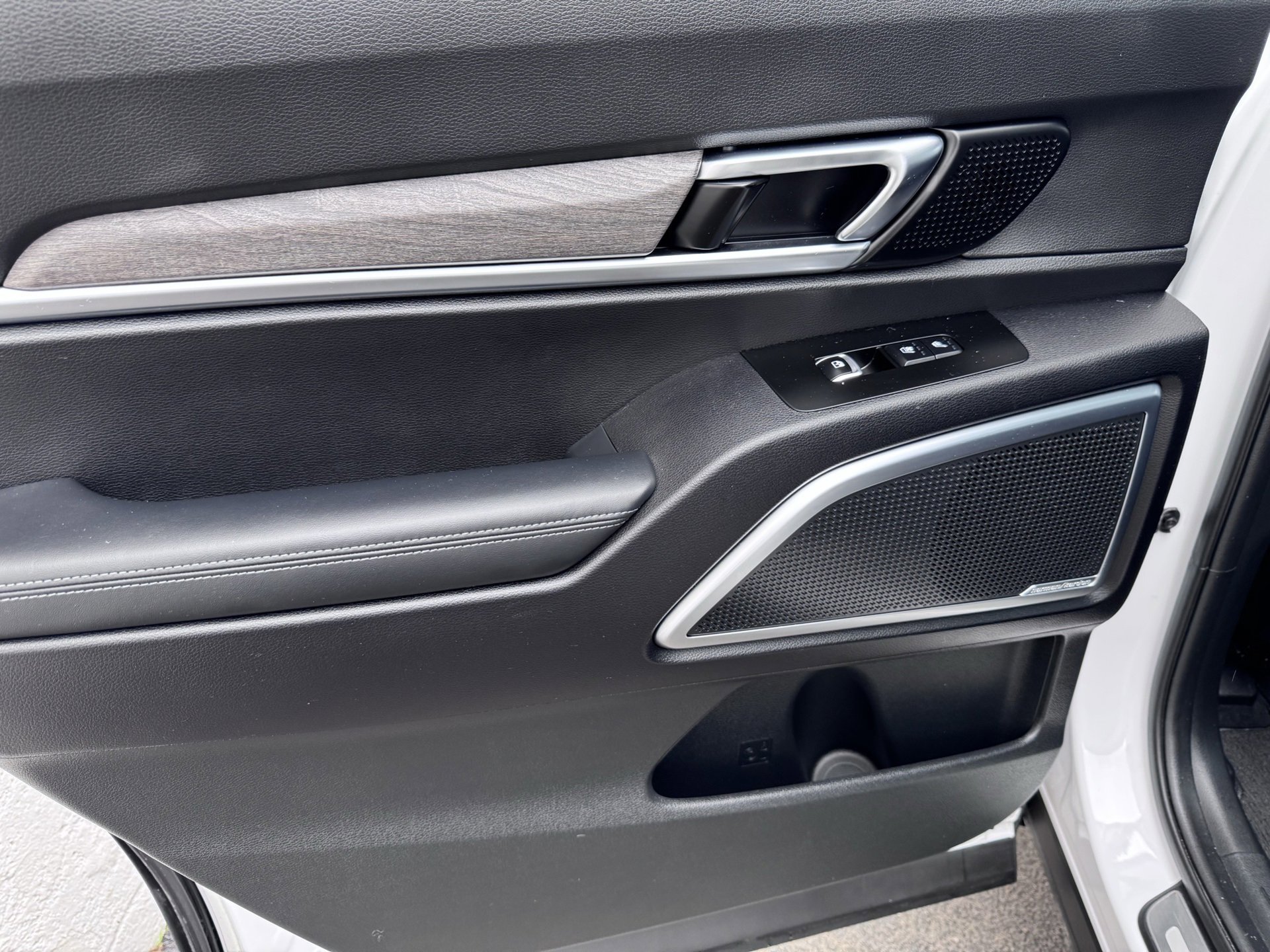 Used 2022 Kia Telluride SX image 14