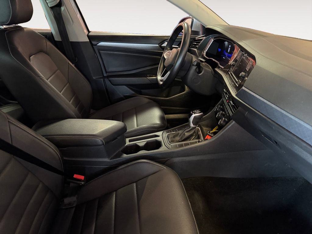 Used 2024 Volkswagen Jetta SE FWD image 15
