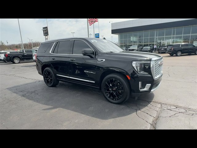 Certified 2022 GMC Yukon Denali w/ Denali Premium Package image 2
