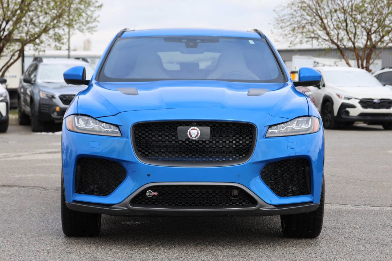 Used 2020 Jaguar F-PACE SVR image 2