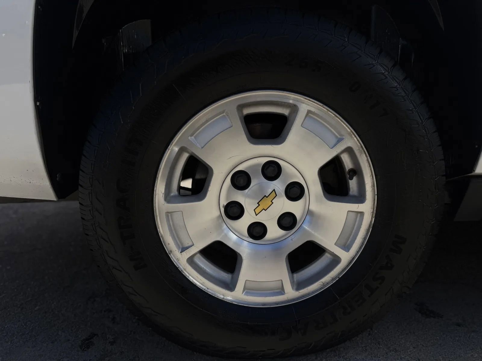 Used 2010 Chevrolet Suburban LT w/ Luxury Package image 39