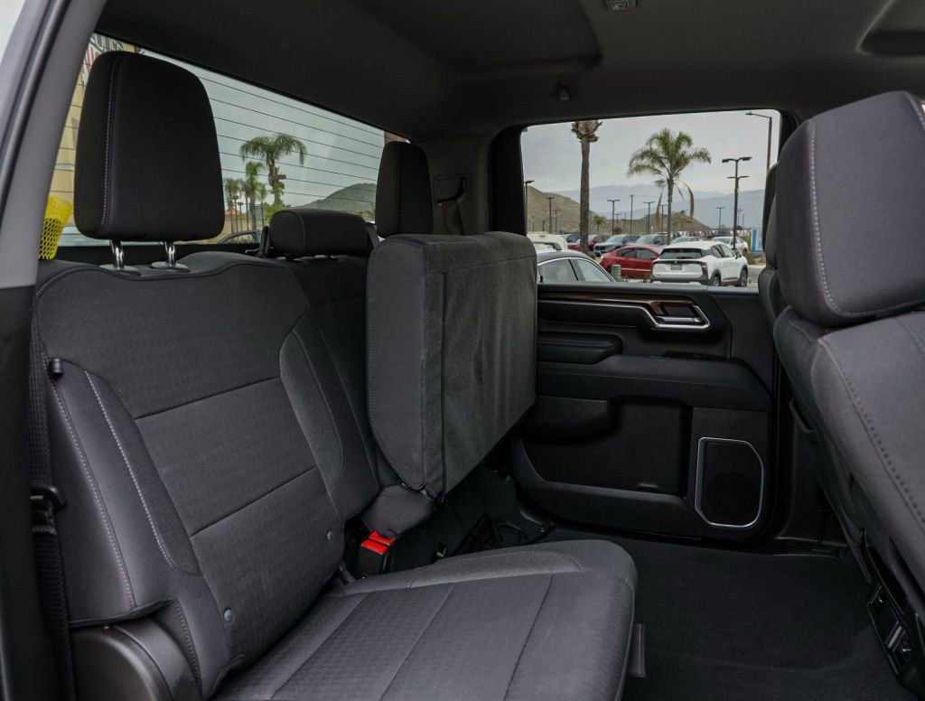 Used 2025 Chevrolet Silverado 2500 LT w/ Convenience Package image 21