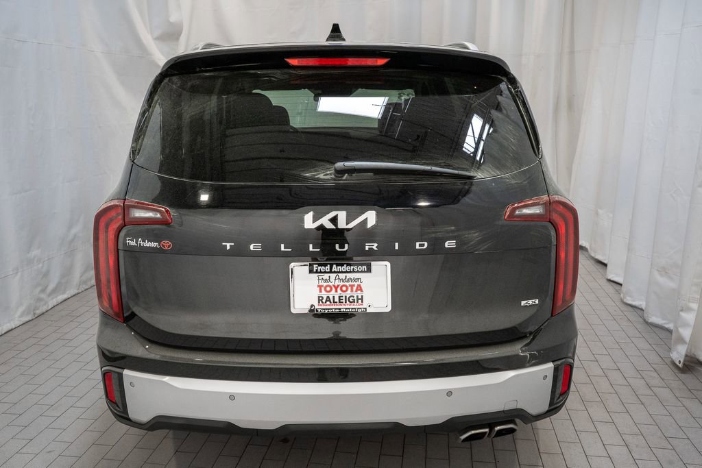 Used 2023 Kia Telluride S image 4