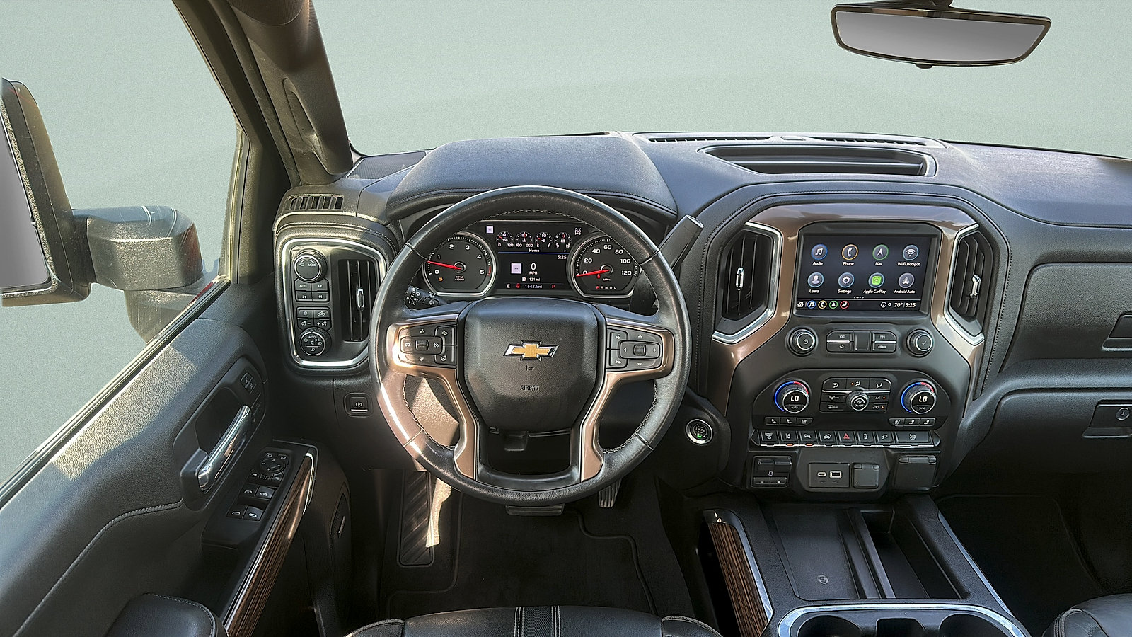 Used 2021 Chevrolet Silverado 3500 High Country AWD/4WD image 10