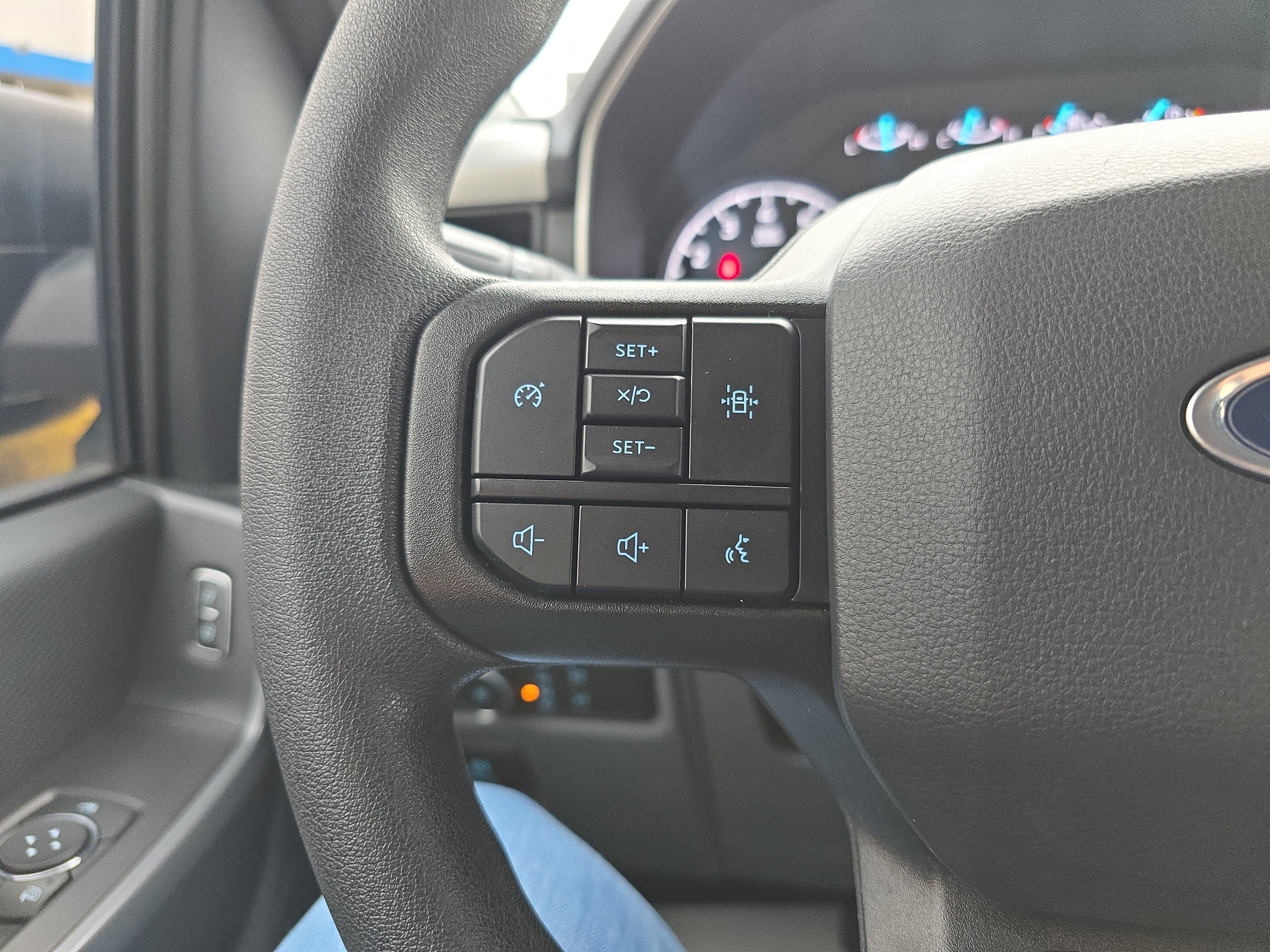 Used 2022 Ford F150 XLT image 21