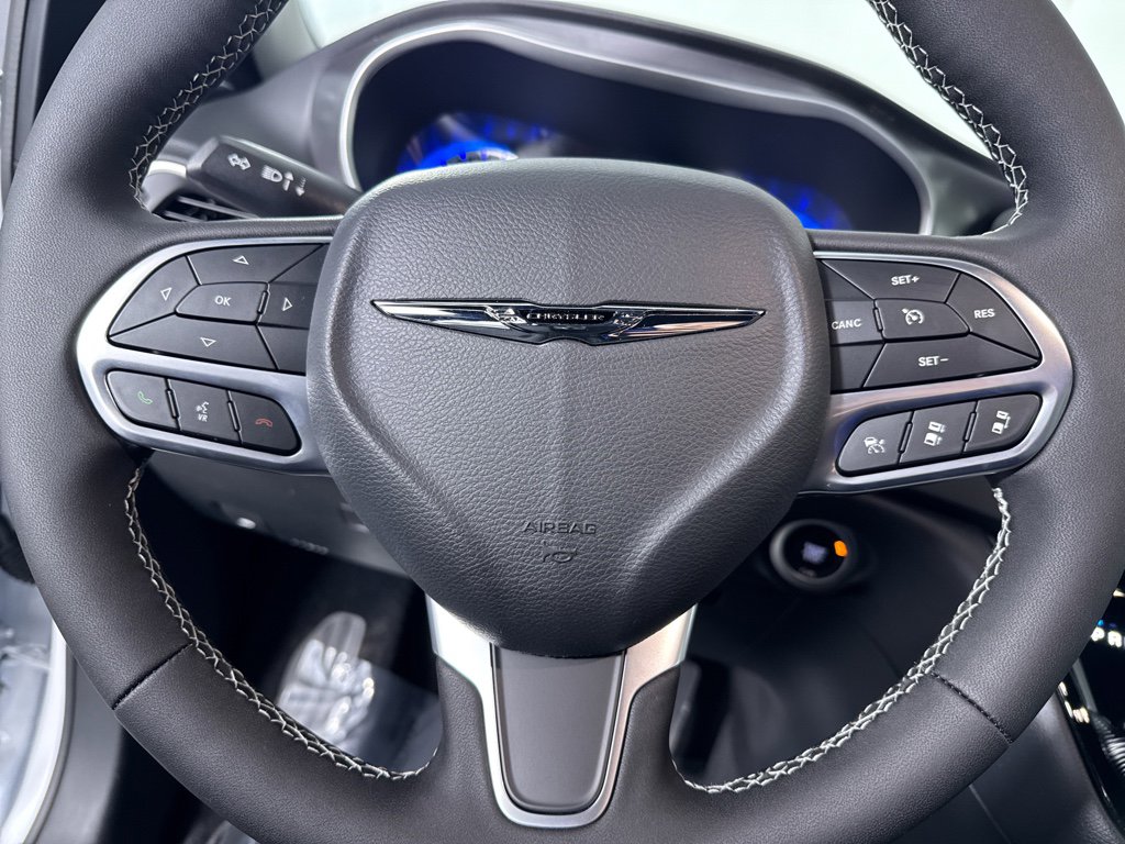 New 2026 Chrysler Voyager LX FWD image 24