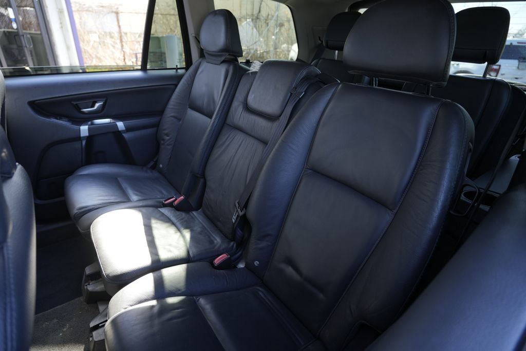 Used 2013 Volvo XC90 3.2 image 17