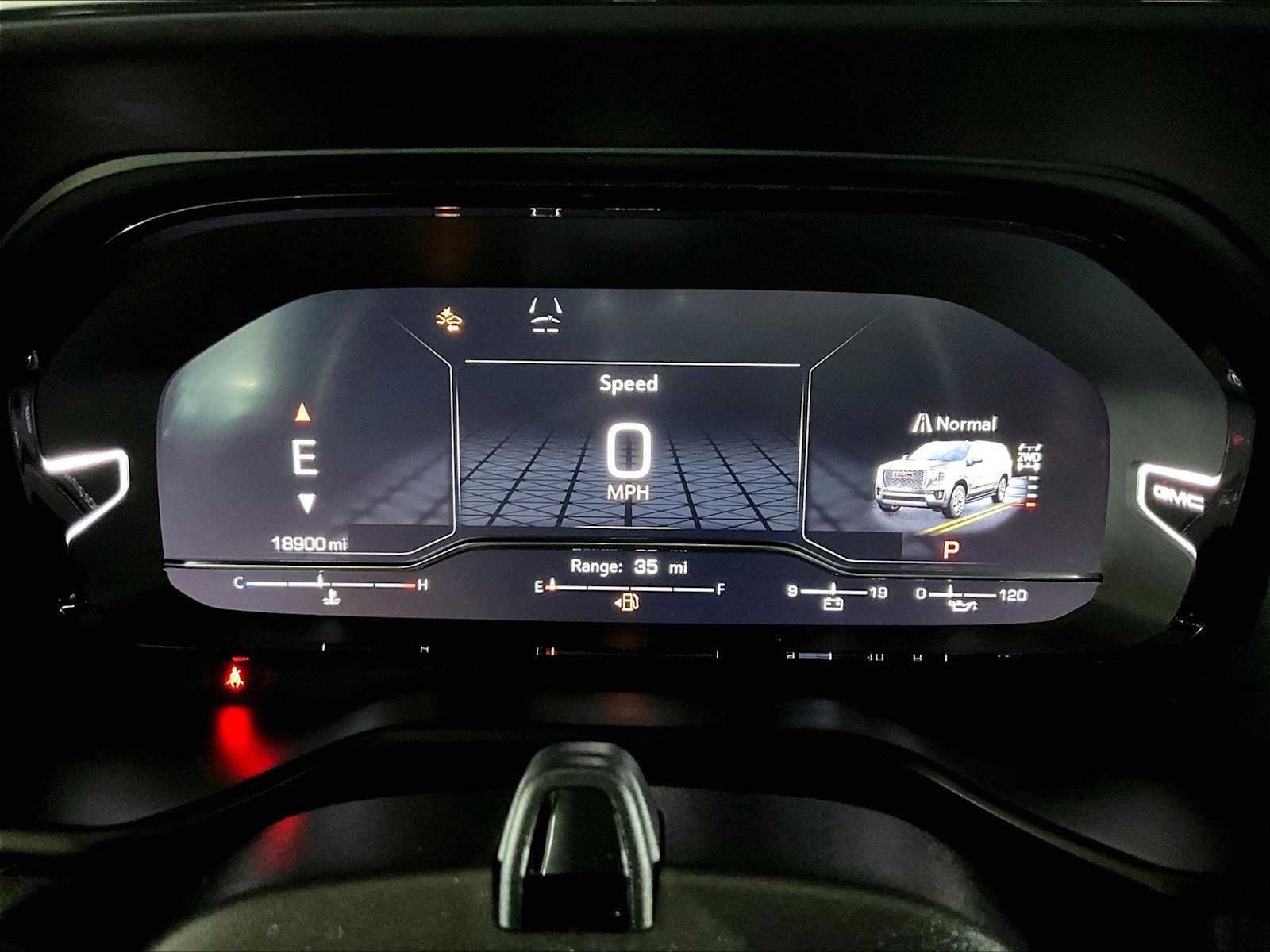 Used 2024 GMC Yukon XL Denali w/ Denali Reserve Package image 21