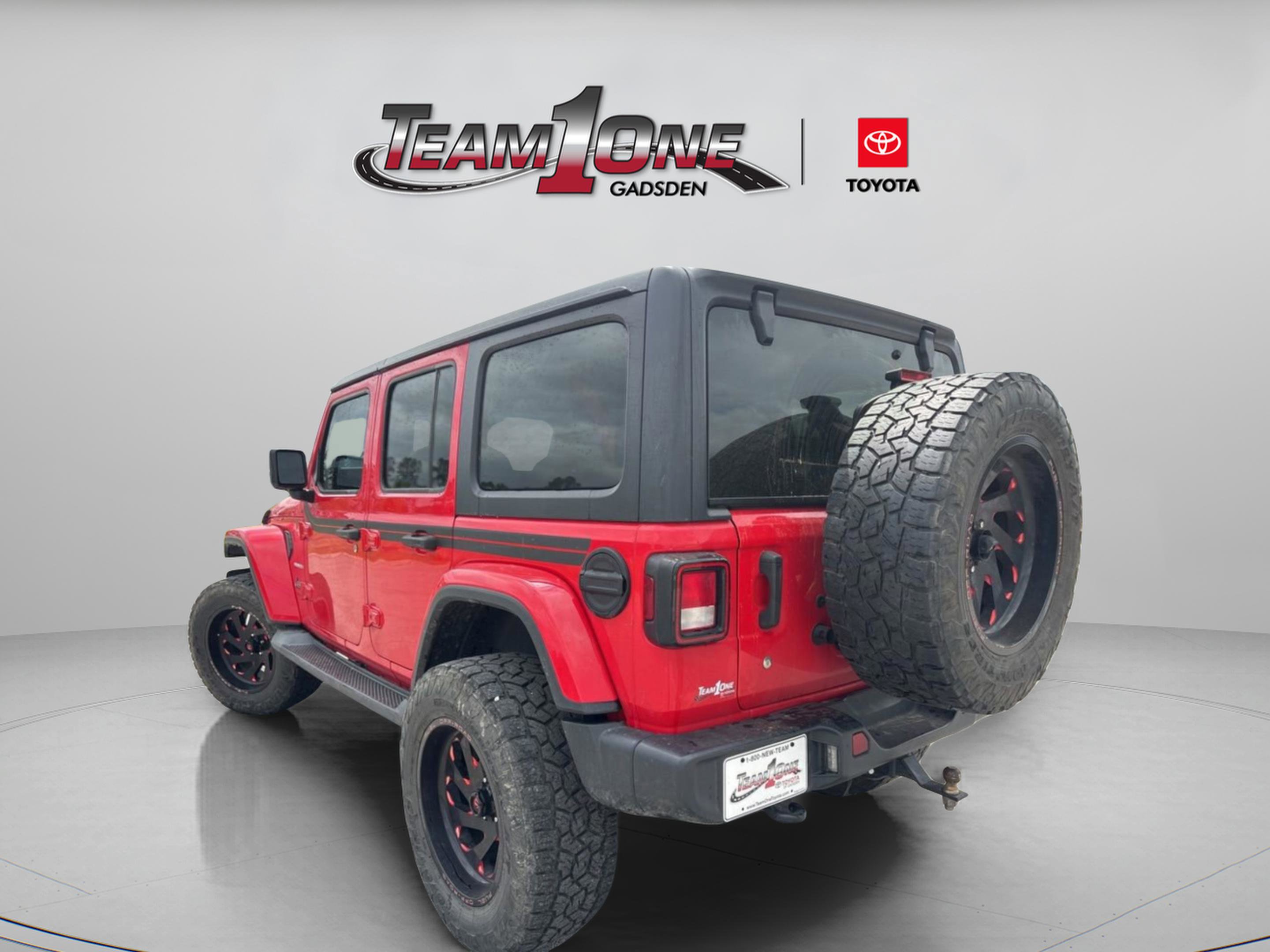 Used 2019 Jeep Wrangler Unlimited Sahara image 7