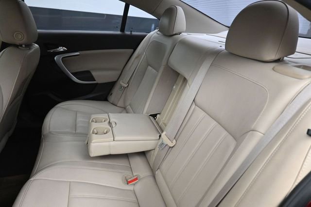 Used 2017 Buick Regal Premium w/ Driver Confidence Package #2 FWD image 22