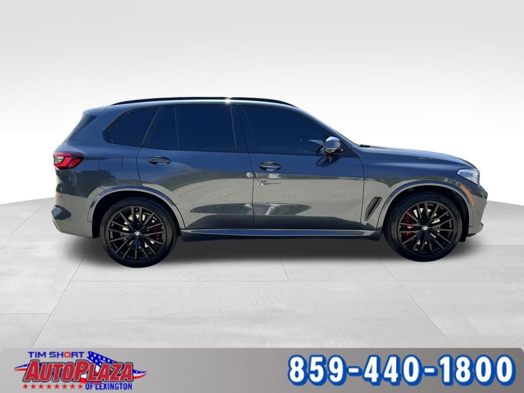 Used 2022 BMW X5 M50i w/ Executive Package image 11