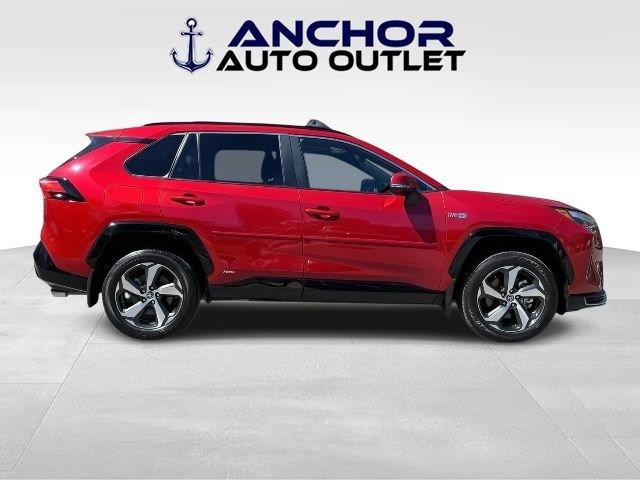 Used 2023 Toyota RAV4 SE w/ Weather & Moonroof Package image 9