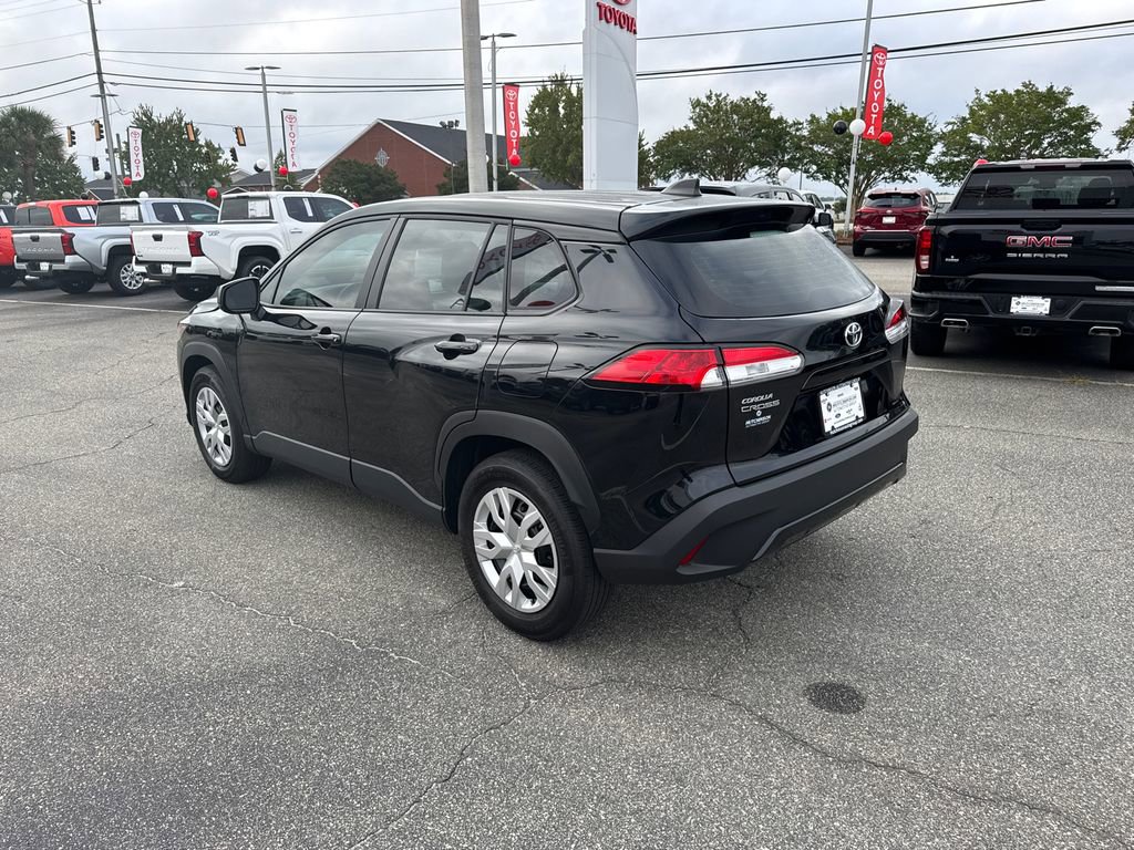 Certified 2024 Toyota Corolla Cross L image 5