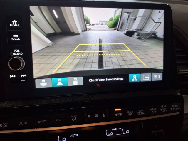 Certified 2025 Honda Odyssey Elite image 12
