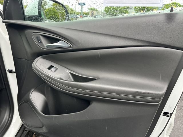 Used 2024 Buick Encore GX Preferred w/ Comfort Package FWD image 35