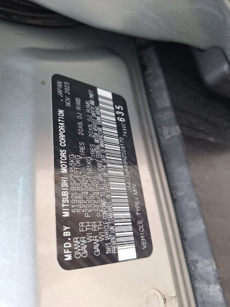 Used 2024 Mitsubishi Outlander SE Black Edition FWD image 34