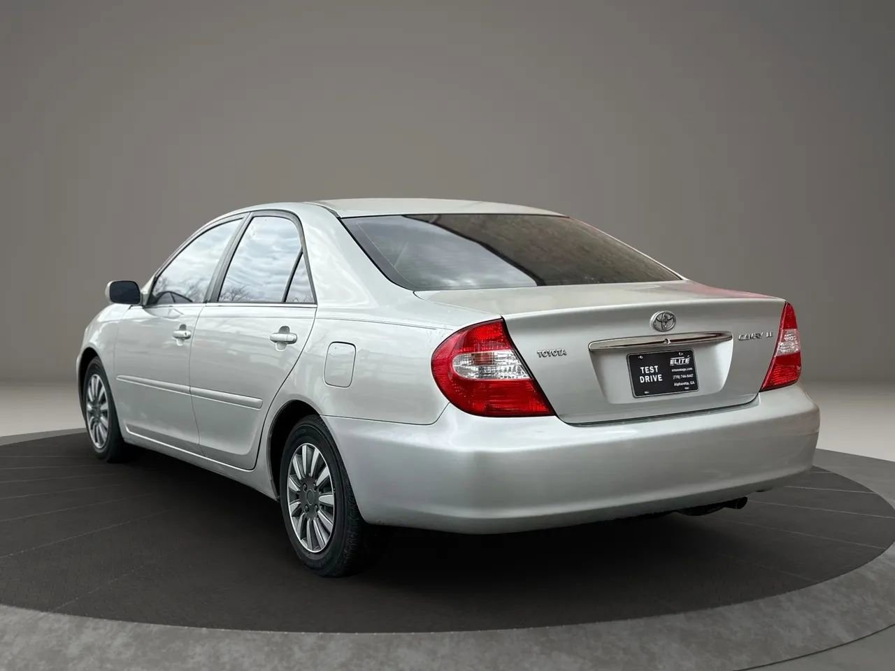 Used 2002 Toyota Camry LE image 6