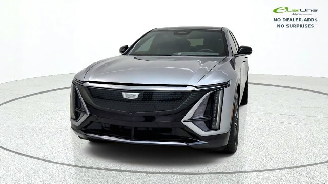 Used 2024 Cadillac Lyriq Sport RWD image 3