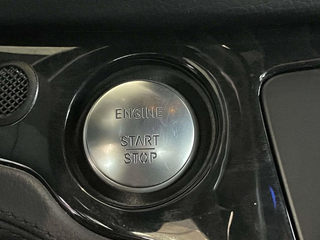 Used 2019 Mercedes-Benz SL 550 image 33