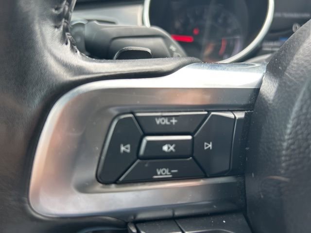 Used 2020 Ford Mustang Premium image 18