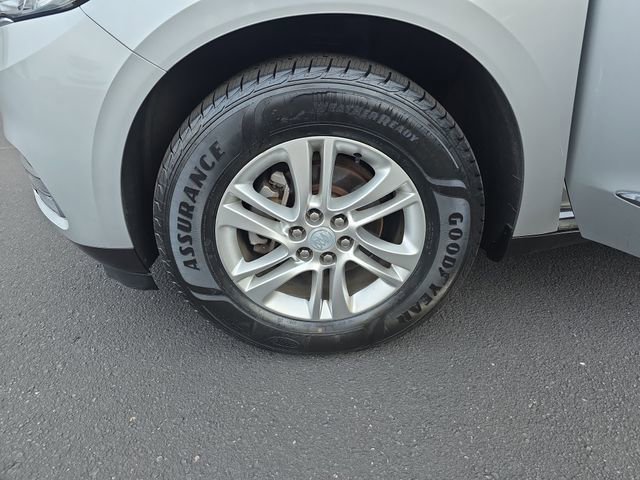 Used 2020 Buick Enclave Essence w/ Sound and Sites Package image 30