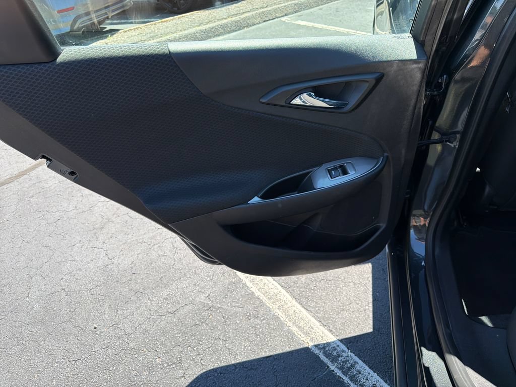 Used 2018 Chevrolet Malibu LT FWD image 30