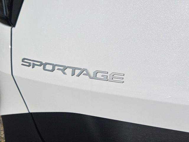 New 2026 Kia Sportage EX FWD image 5