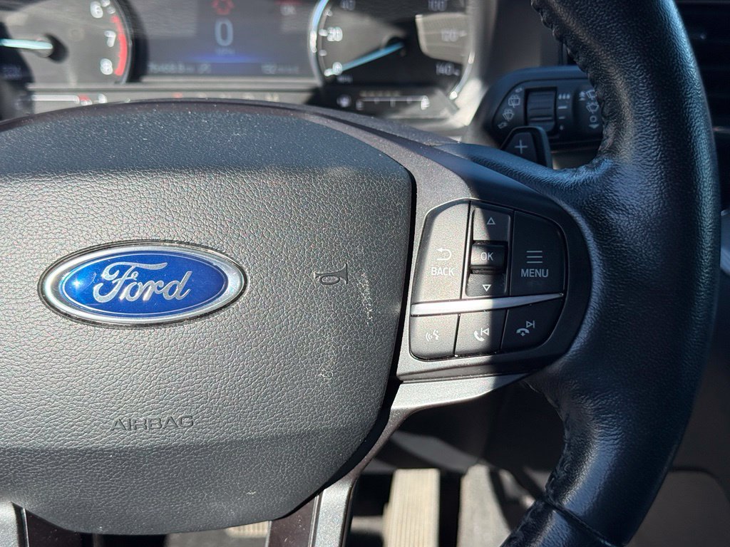 Used 2020 Ford Explorer XLT w/ Equipment Group 202A AWD/4WD image 15