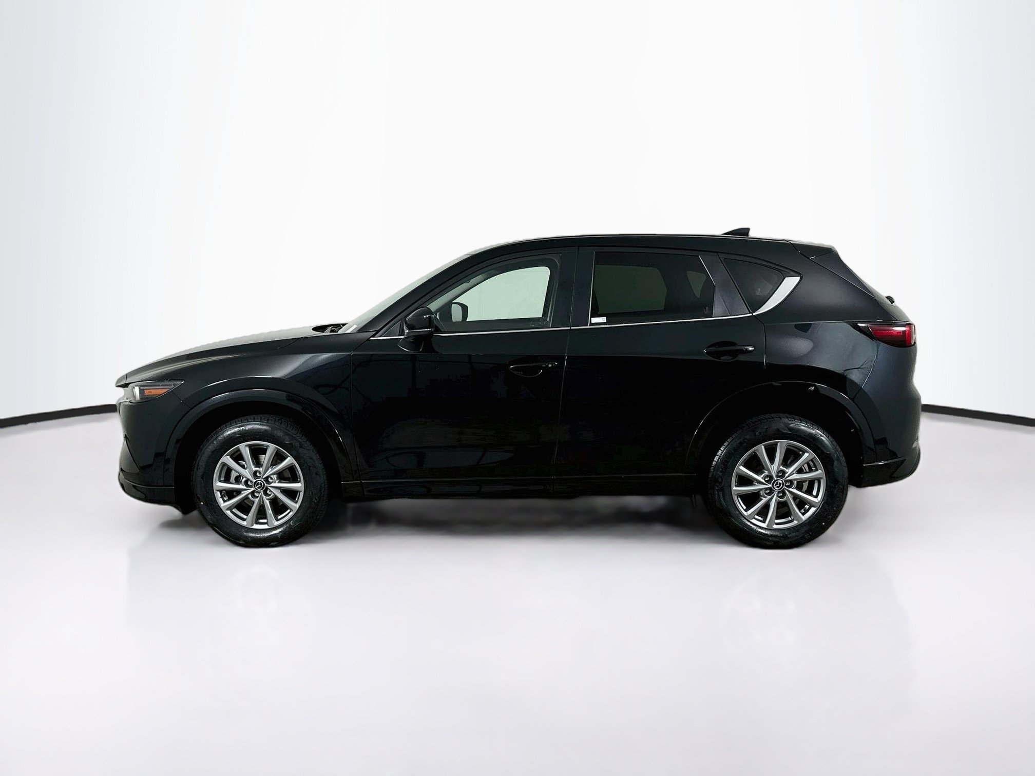 Used 2025 MAZDA CX-5 AWD 2.5 S w/ Preferred Package image 4