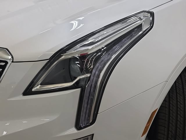 New 2026 Cadillac XT5 Premium Luxury w/ LPO, Floor Liner Package AWD/4WD image 25