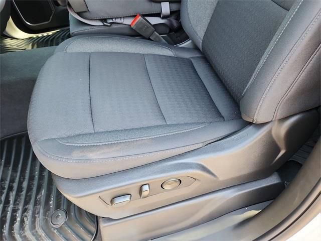 New 2026 GMC Sierra 1500 Elevation image 16