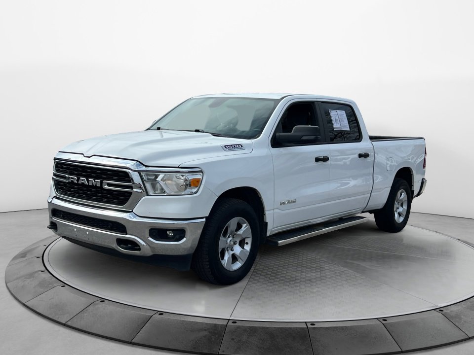 Used 2023 RAM 1500 Big Horn image 3