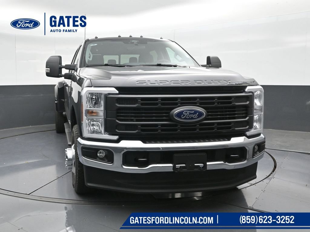 Used 2025 Ford F350 XL w/ XL Driver Assist Package image 5