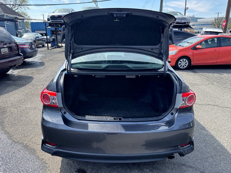 Used 2011 Toyota Corolla S image 23