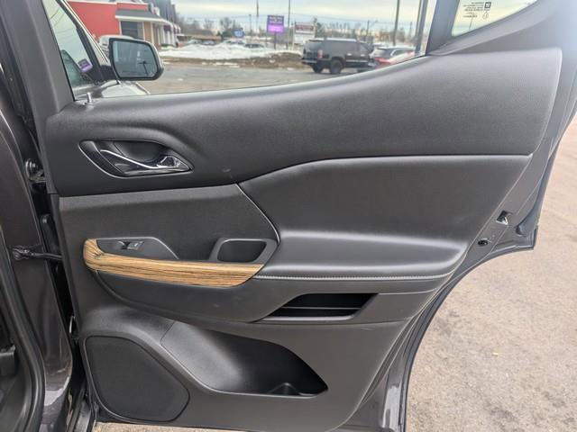 Used 2018 GMC Acadia Denali image 22