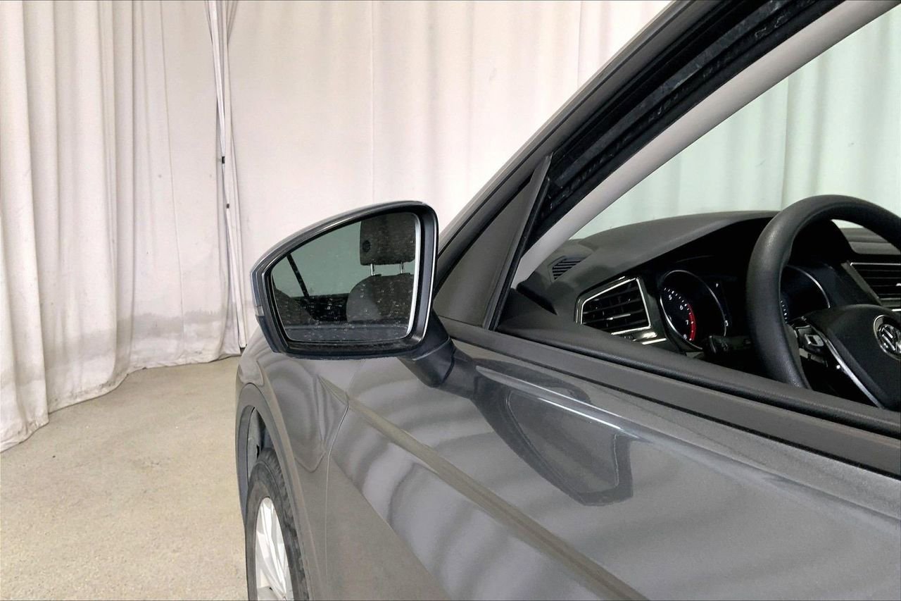 Used 2018 Volkswagen Tiguan S FWD image 10
