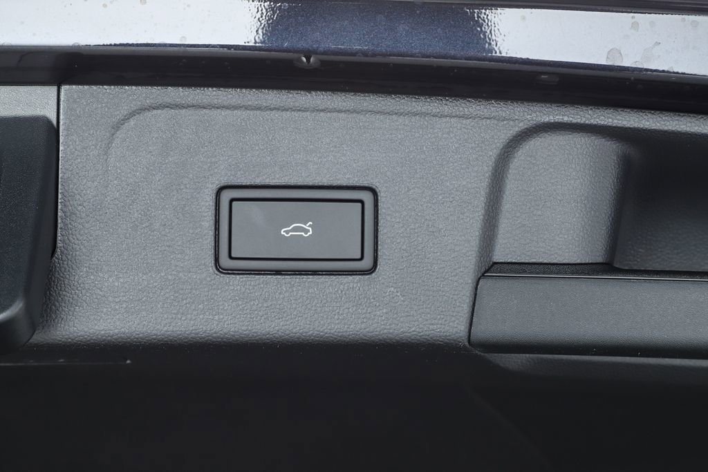 New 2026 Volkswagen Atlas SE image 69