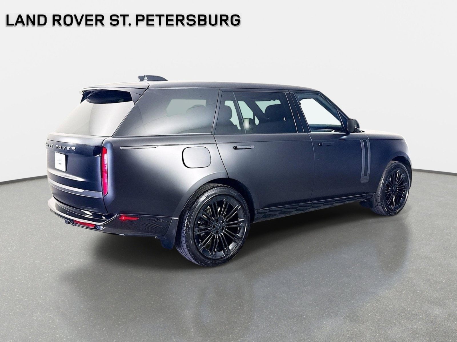 New 2026 Land Rover Range Rover Long Wheelbase SE AWD/4WD image 5