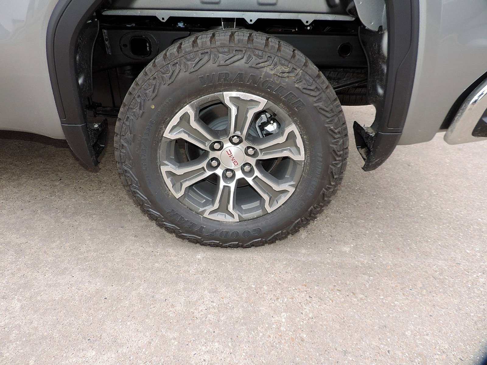 New 2026 GMC Sierra 1500 Pro w/ Pro Value Package AWD/4WD image 9