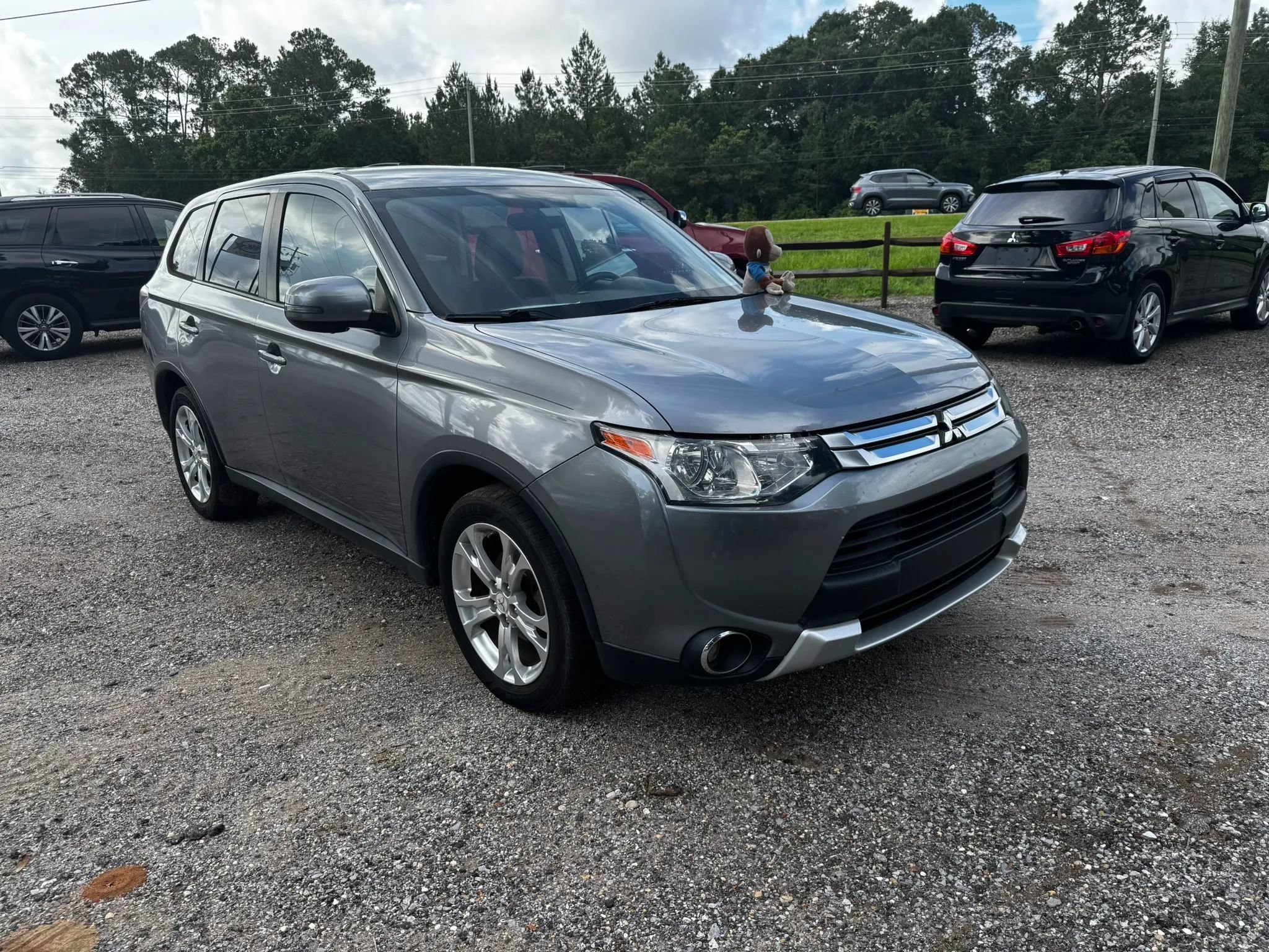 Used 2015 Mitsubishi Outlander SE FWD image 9